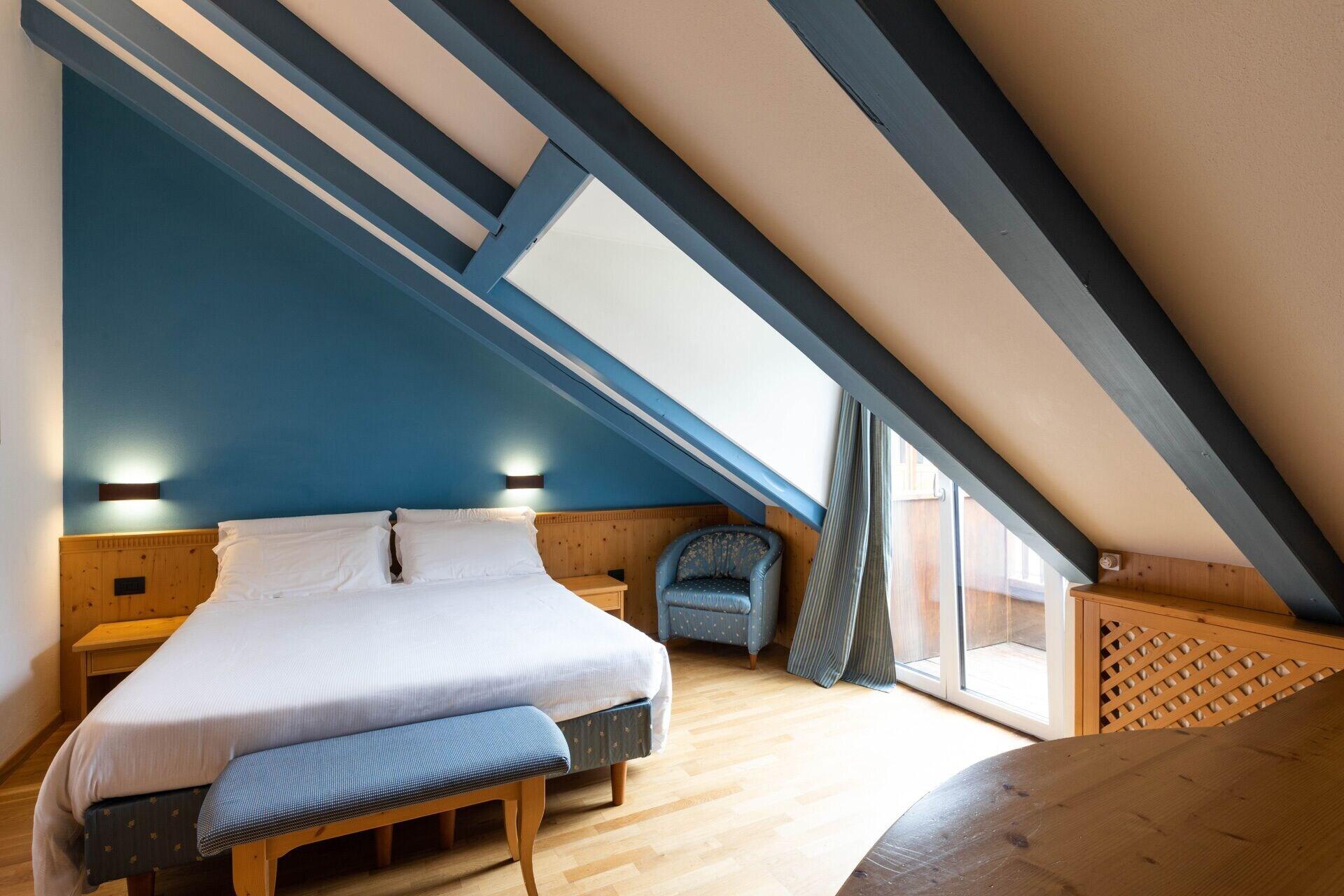 Hotel Medil 4*